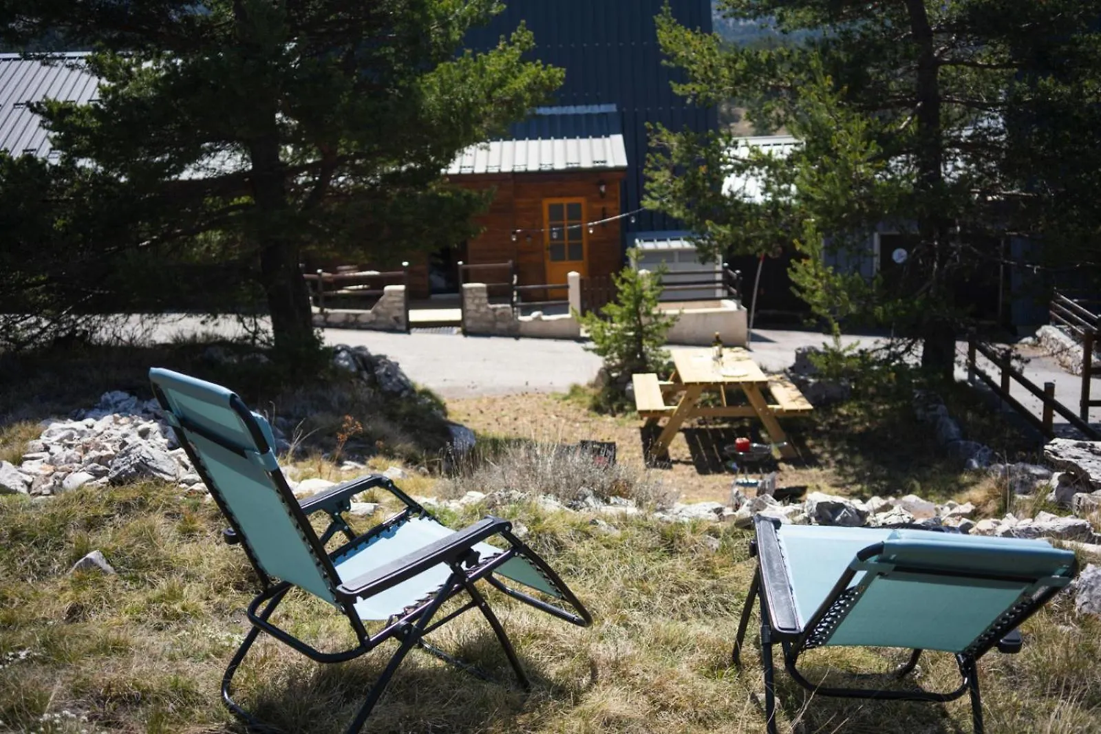 Bel Appartement Type Chalet Avec Balneo Et Jardin Greolieres France