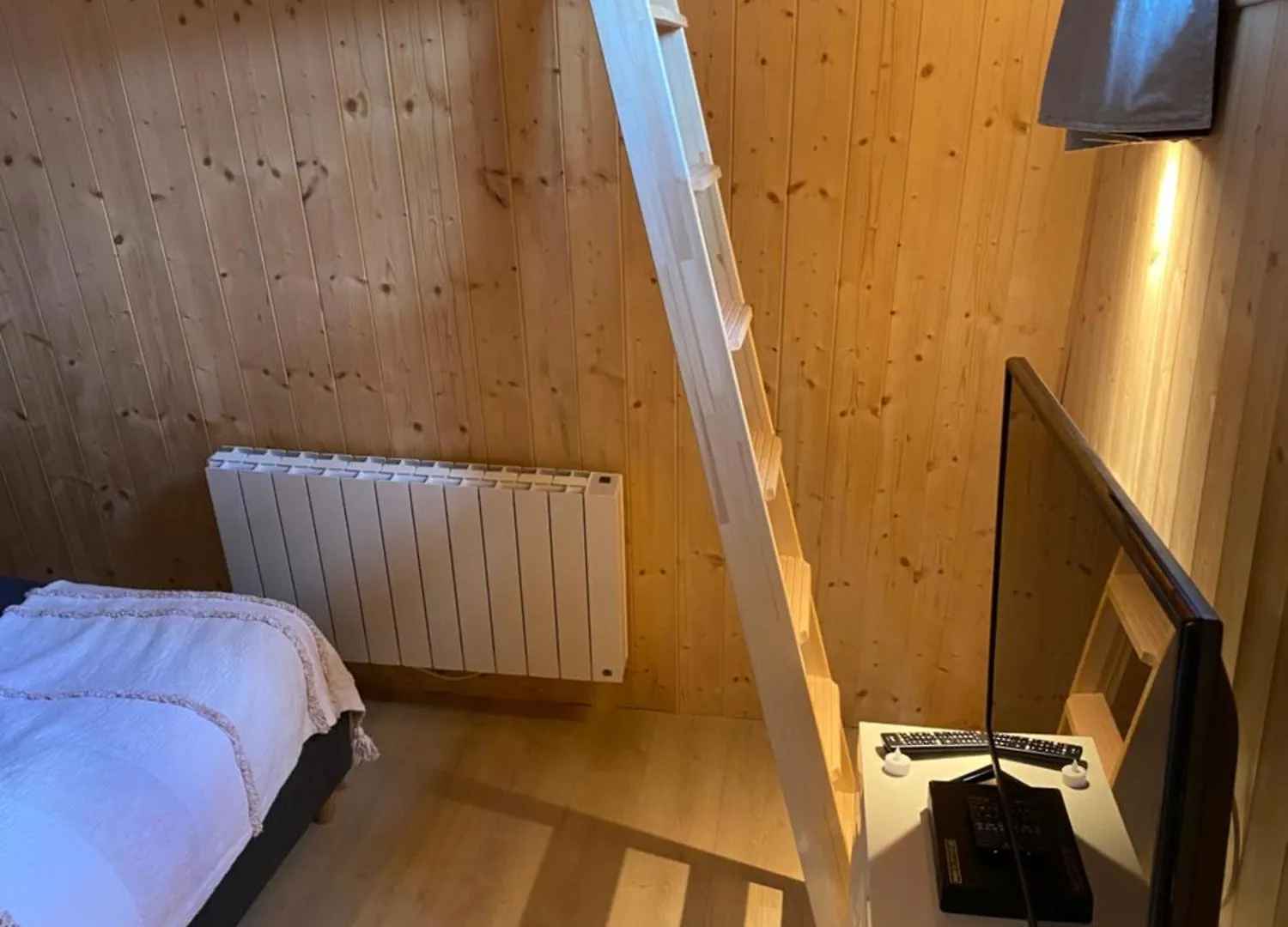 Bel Appartement Type Chalet Avec Balneo Et Jardin Greolieres