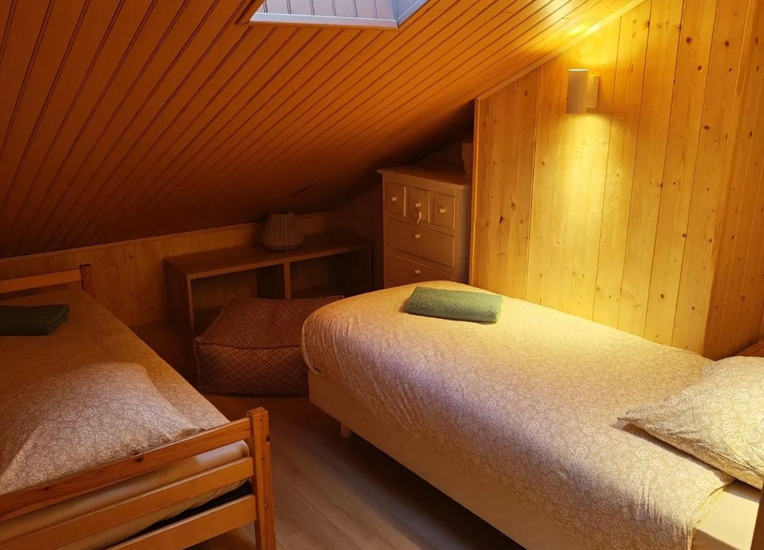 Bel Appartement Type Chalet Avec Balneo Et Jardin Greolieres Apartment